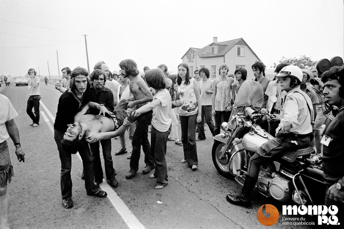 Le festival Pop de Manseau 28 Juillet1970. Un jeune participant se fait evacuer après avoir été depassé par les évènements Michel Gravel/La Presse Publiée: 2005-08-01, Actuel 04--Texte:Marie-Christine Blais/La Presse Archives/La Presse